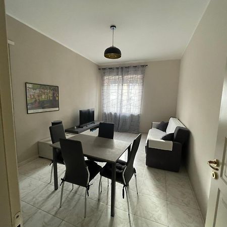 Daniela; Vacanza E/O Lavoro Nichelino Buitenkant foto