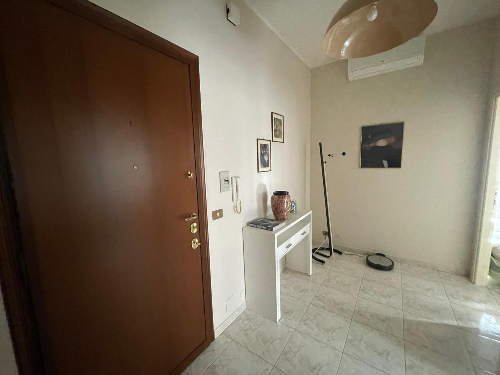 Daniela; Vacanza E/O Lavoro Nichelino Buitenkant foto